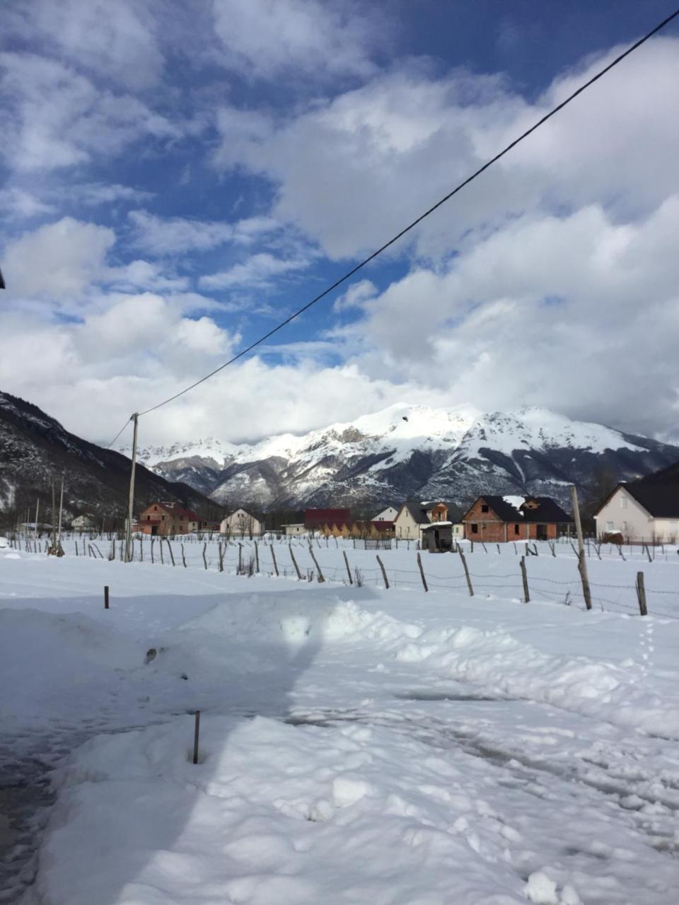 Bungalows-Oaza Vusanje Экстерьер фото